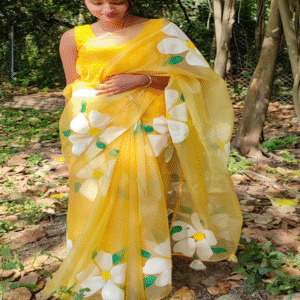 Gulmohar saree