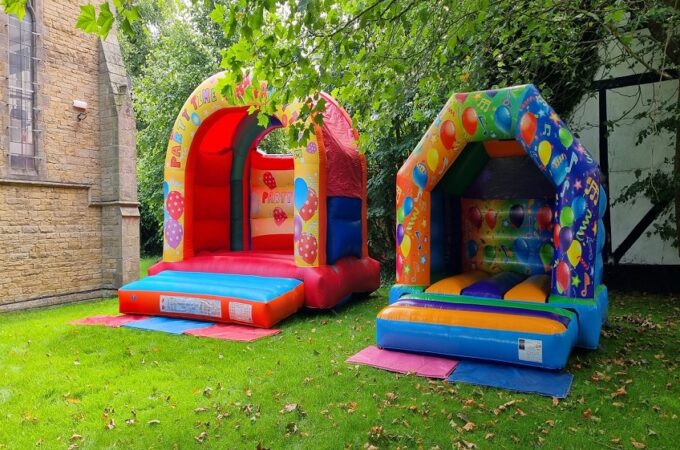 Too Windy for a Bouncy Castle? The Wind-Speed Rules Every Parent Should Know